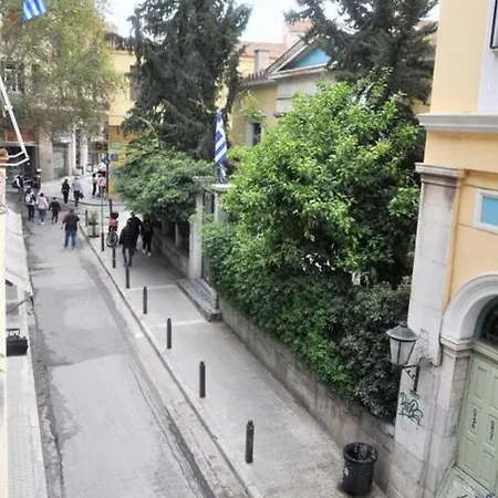 Magnificent In Plaka Appartement